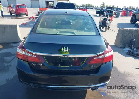 2017 Honda Accord Ex-L z USA, uszkodzony, nr VIN 1HGCR2F9XHA217535